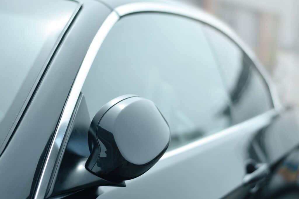 Pros and Cons of Window Tinting